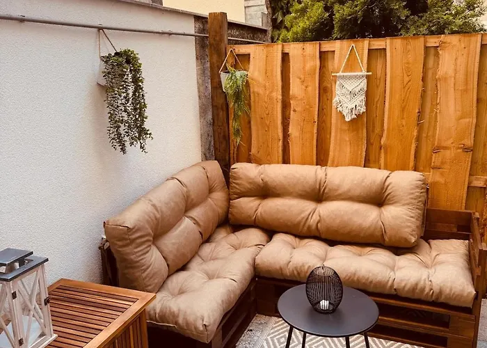 Urban Hideaway Cozy Loft, Courtyard And Ac Appartement Vienne