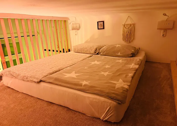 Appartement Urban Hideaway Cozy Loft, Courtyard And Ac Vienne